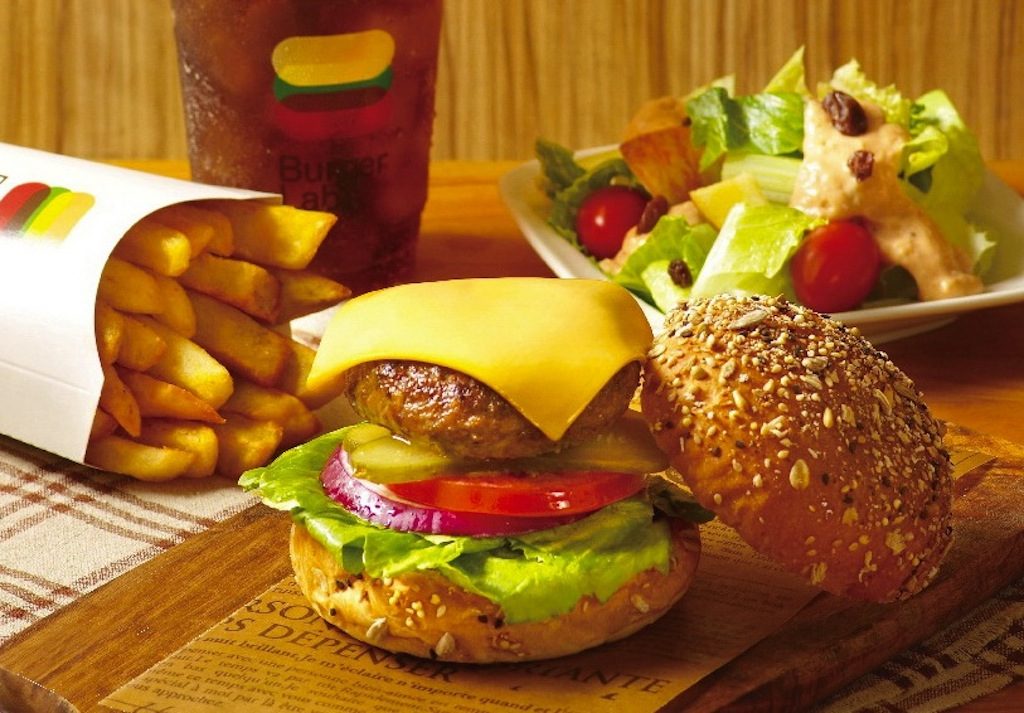 台北天成大飯店Burger Lab漢堡研究室-米其林秘方9+和牛起士堡